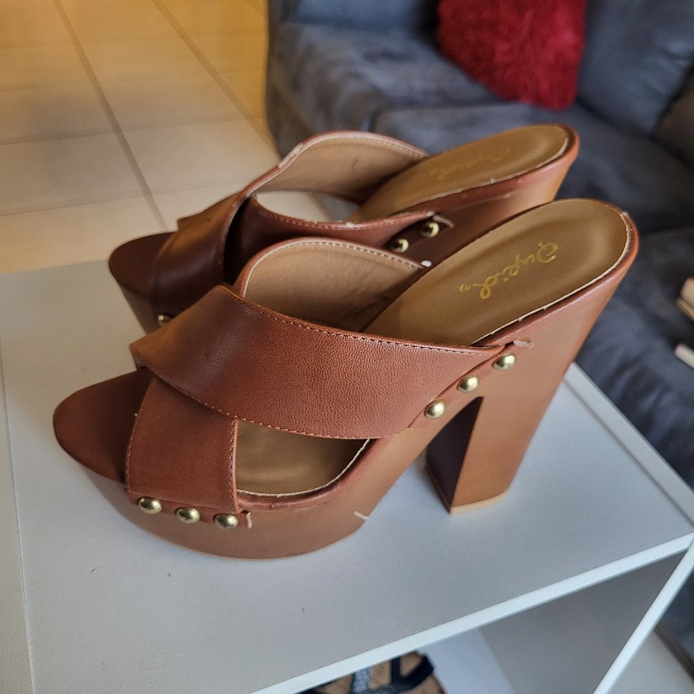 Platform heels